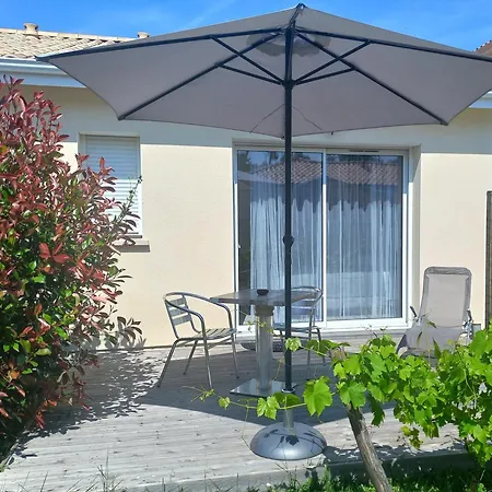 C La Belle Vie Penzion Pessac