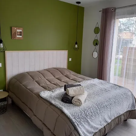 C La Belle Vie Guest house Pessac